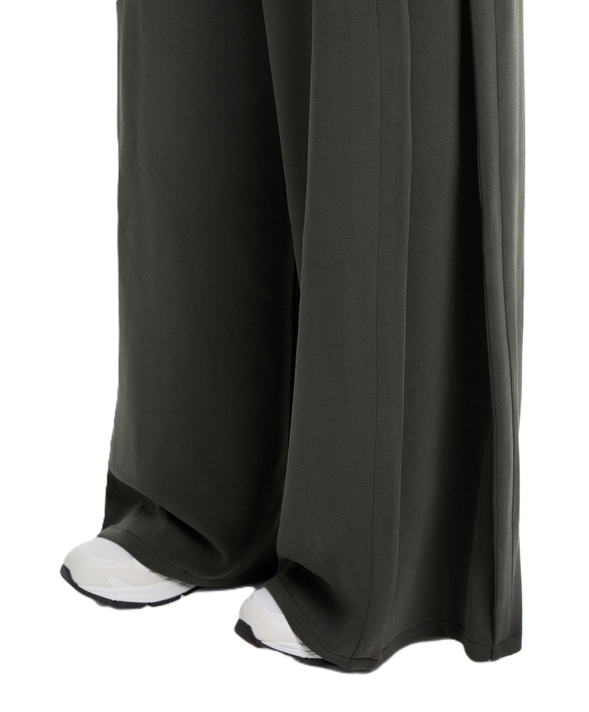Pleated wide-leg Soft Touch trousers **  Color :  Dark lead grey Size : M **