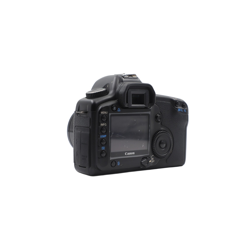 Canon Eos 5D  DS126091, + Lens  Canon 50 mm+ Pouch And Charger ** Doesn’t Include Battery**