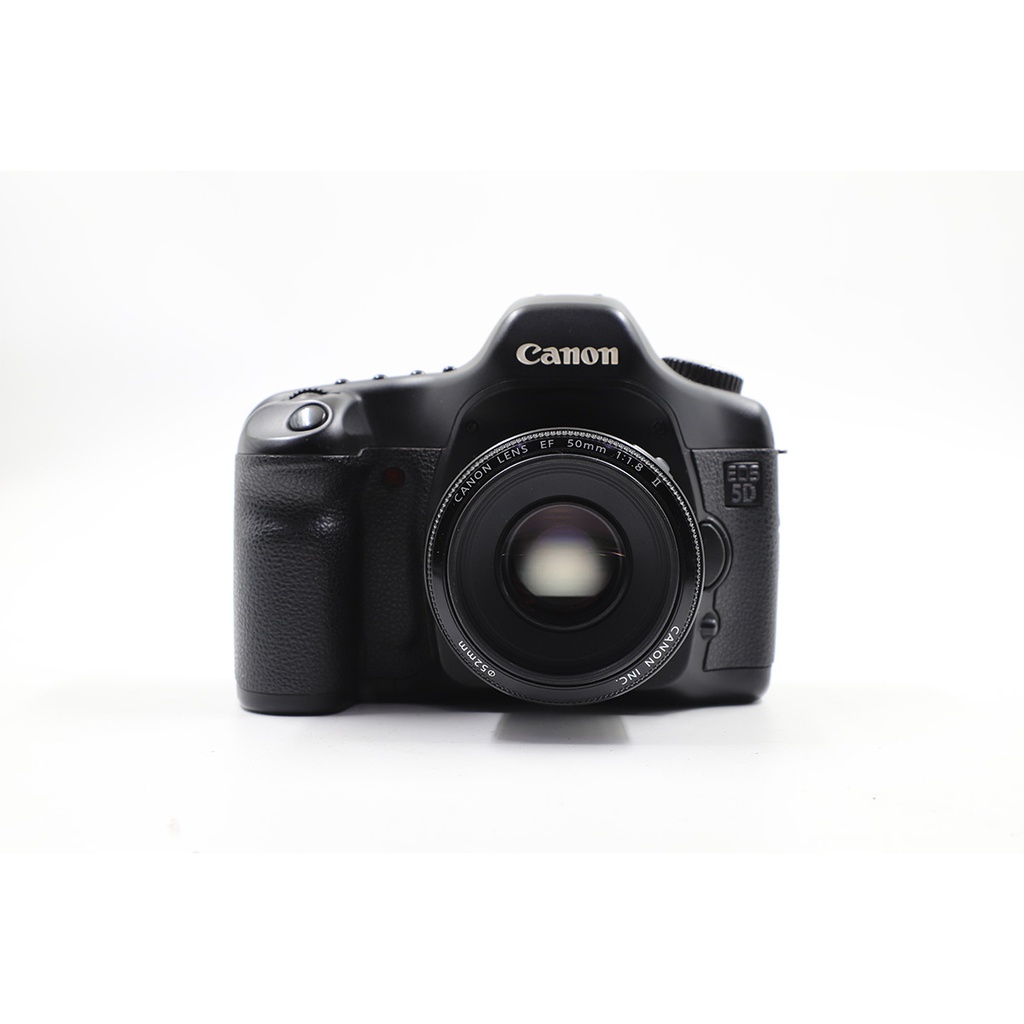 Canon EOS 5D + Canon Lens EF 50 mm 1:1.8 II  + Charger + Pouch Doesn’t Include the Battery