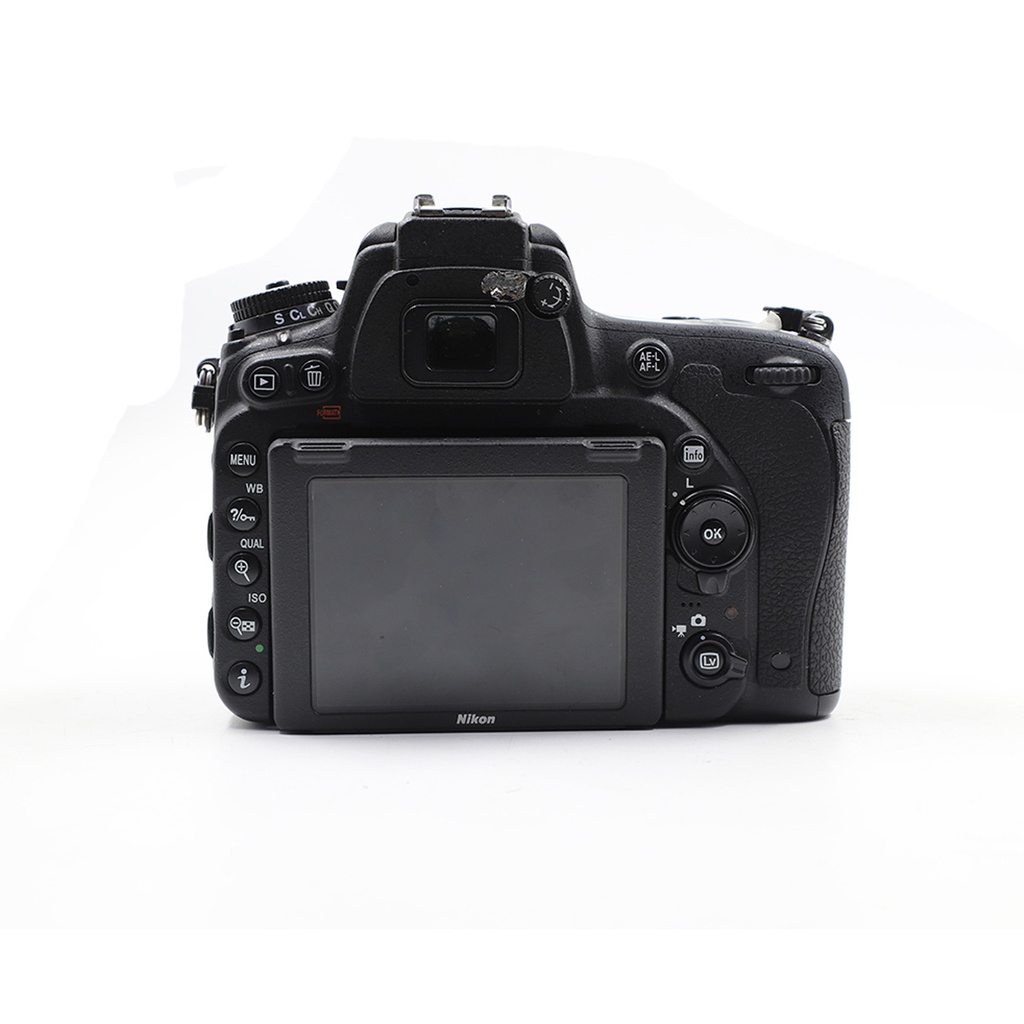 Nikon D750 Fx 7.0/9V --- N1404 +Charger + Pouch ** Doesn't Include Battery **