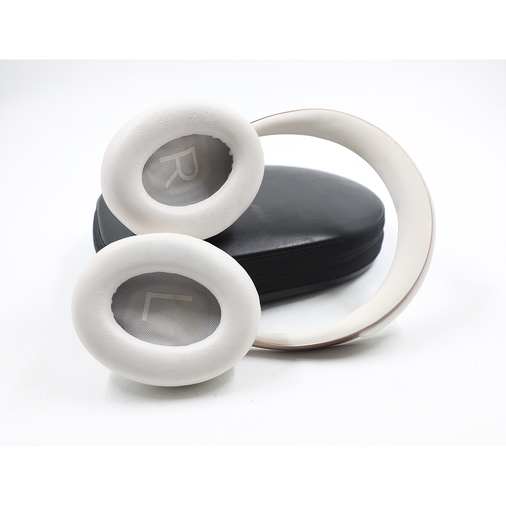 Bose 700 Wireless Headphones White