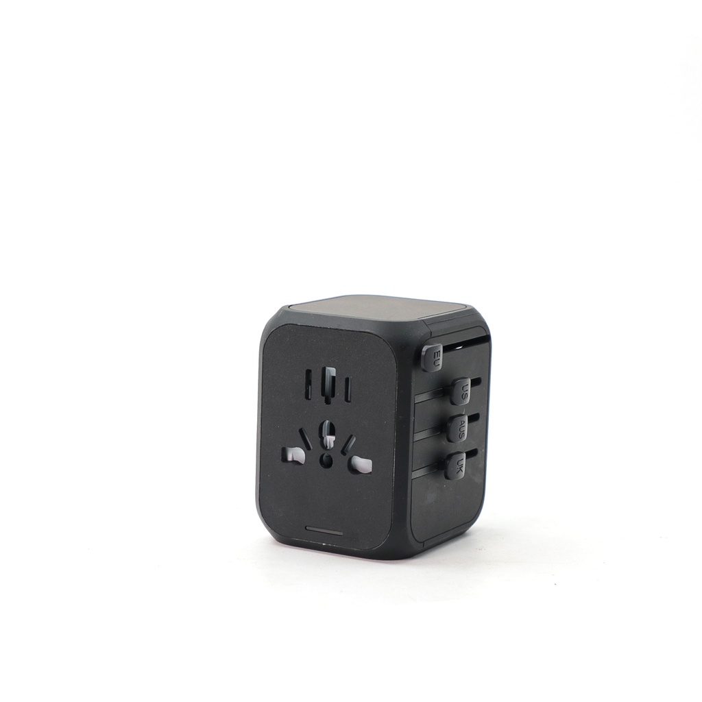 ARAMCO 100-250V¬1A Max 50/60hz  3 USB-2.4A 1 type C Port