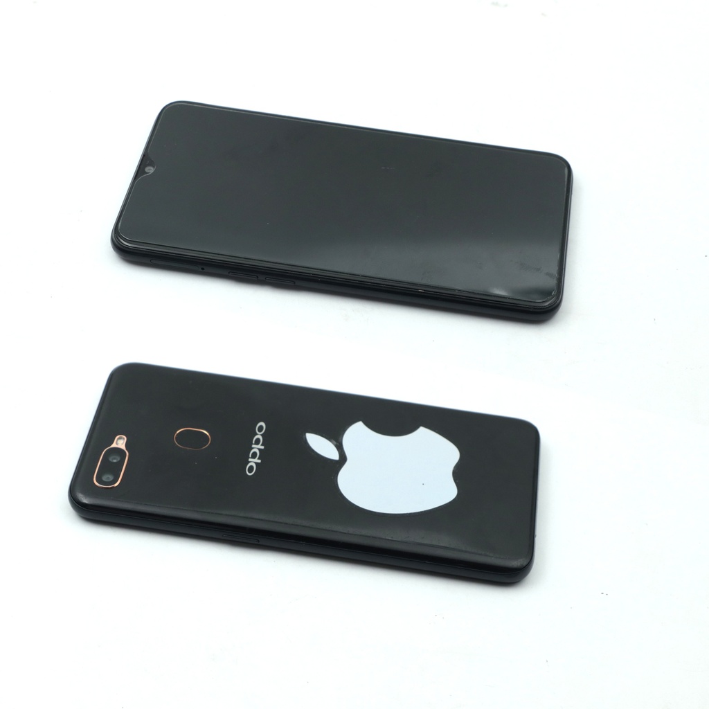 Oppo A5s 32 GB + Cover