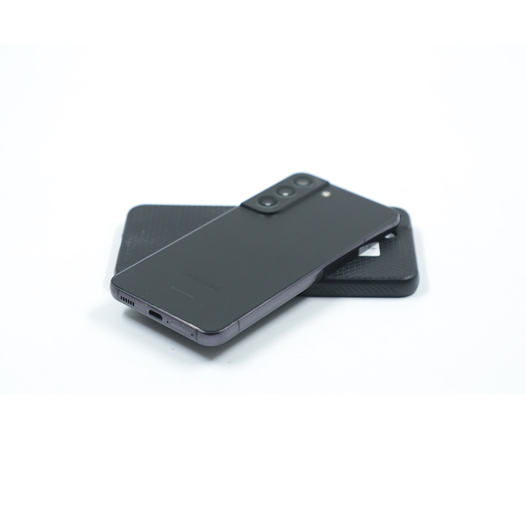 Samsung S22 5G 128 Black + Case Auction