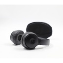 Beats Solo Pro Black + Clover