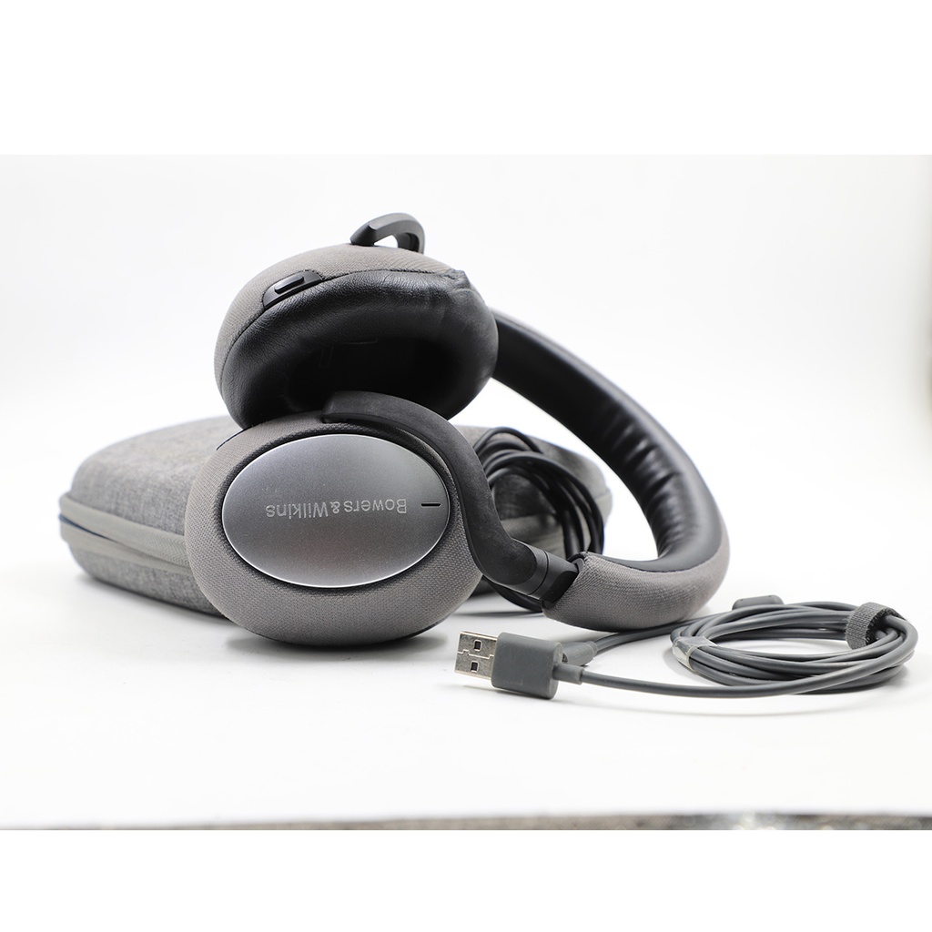 PX7 Bowers & Wilkins + Cover Case ** Little Side Spong Out **
