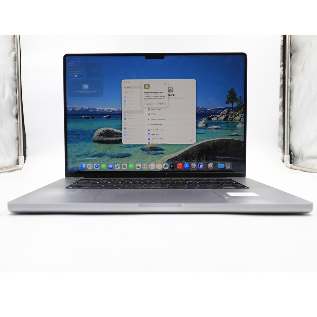 Macbook Pro M1 Max 2021, 64 GB RAM - 4 TB,  16 iNch 3456 x 2234, Battery Health Maximum Capacity 81%