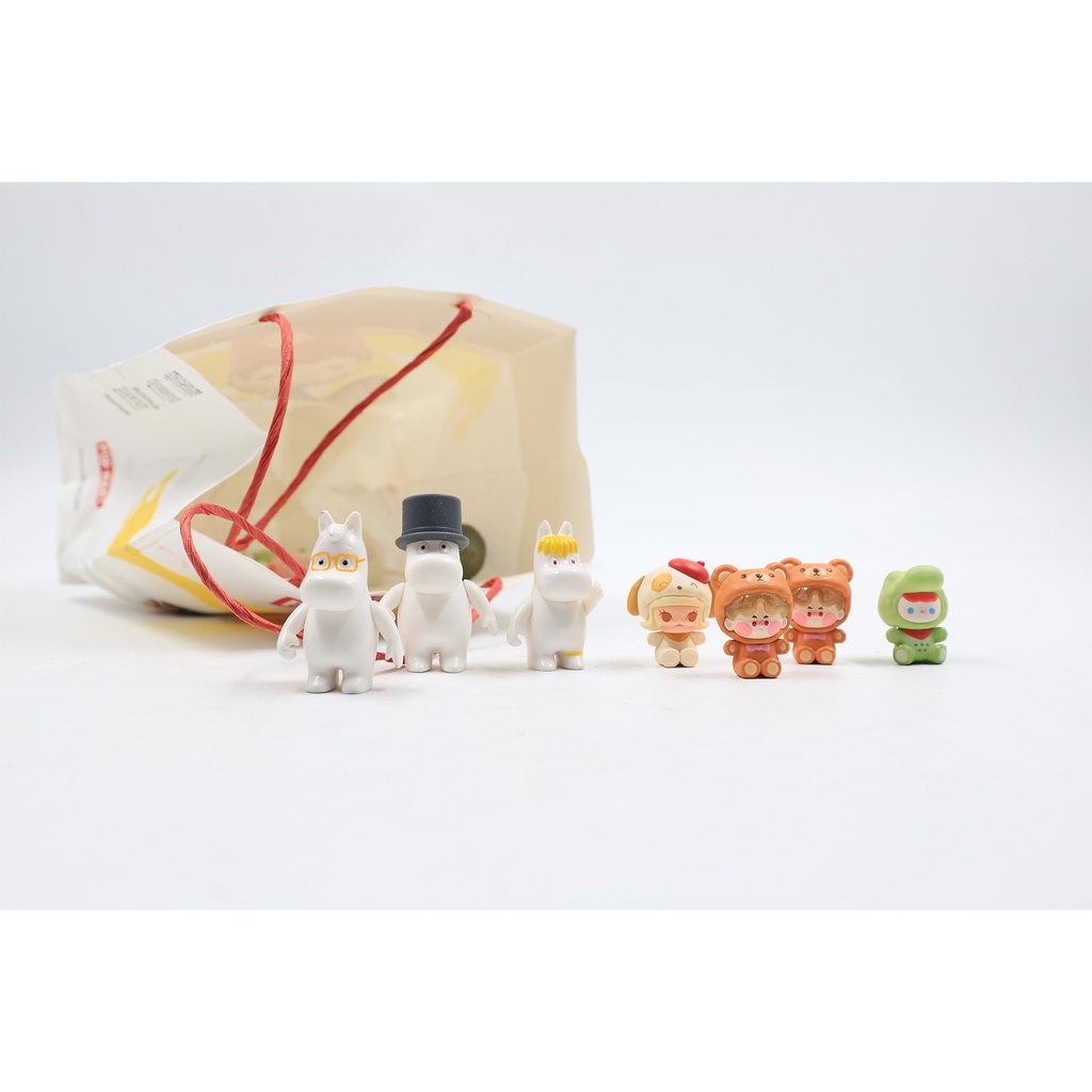 Mix Of PopMArt Mini Figure