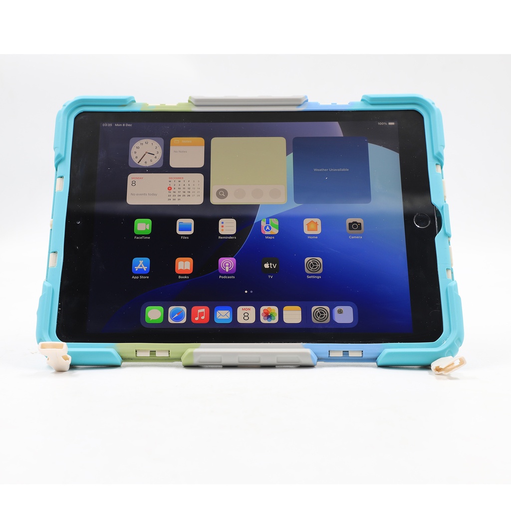 Apple Ipad 8th Gen 128 gb + Cover