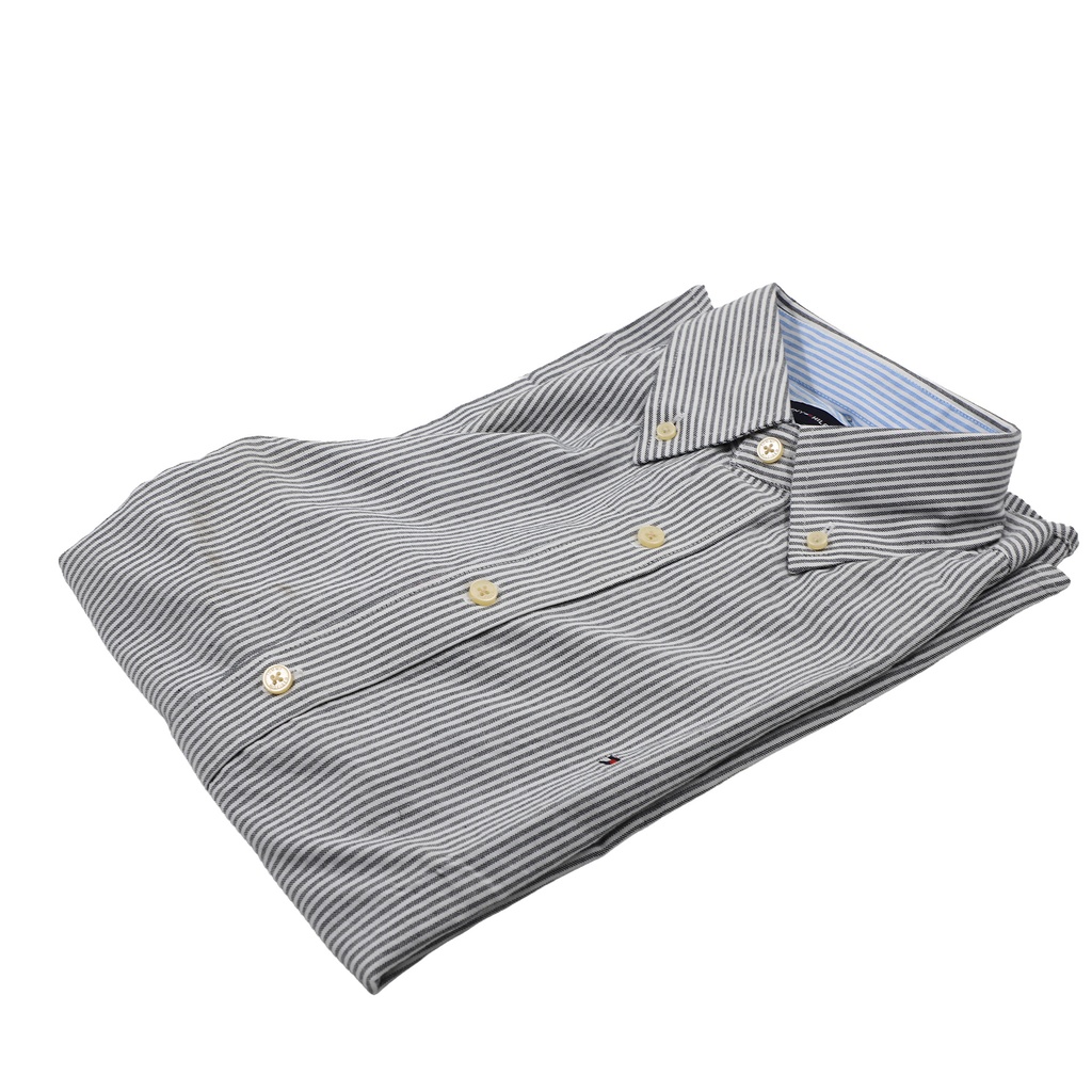 Tommy Hilfiger Size: M, RN 77806