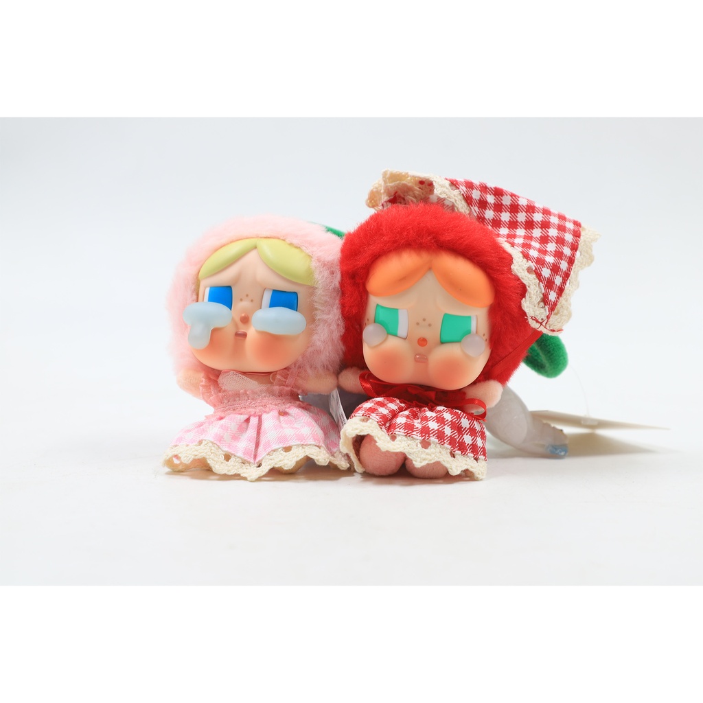 Cry Baby 2 Small Girl Pop Mart