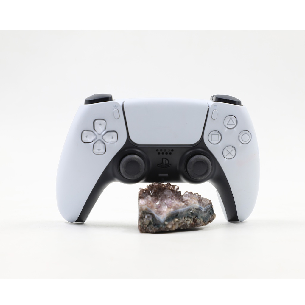 PS5 White Controller .