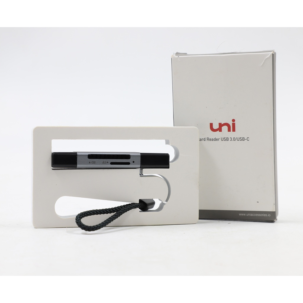 UNi Card Reader USB 3.0/USB-c Quality & Design & Package