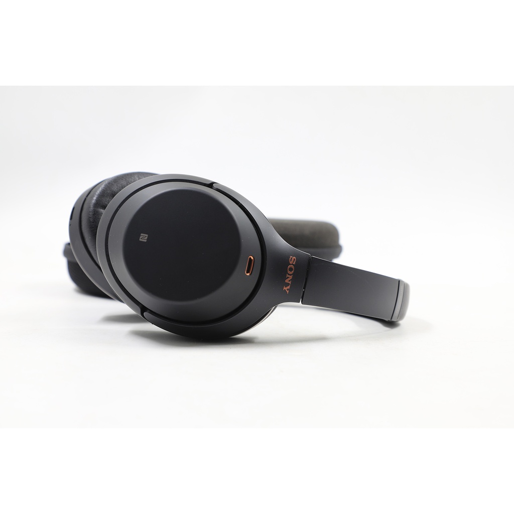 Sony Wh-1000X4 Wireless Headset With Noise Cancellation and Pouch