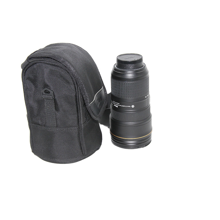 Nikon AF-S Nikkor 24-70mm 1:2.8E ED +NiKon HB-74 + Pouch