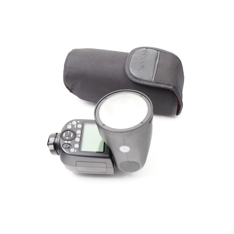 GODOX V1 Flash
