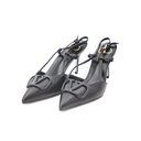 Valentino Garvani Made In Italy 40