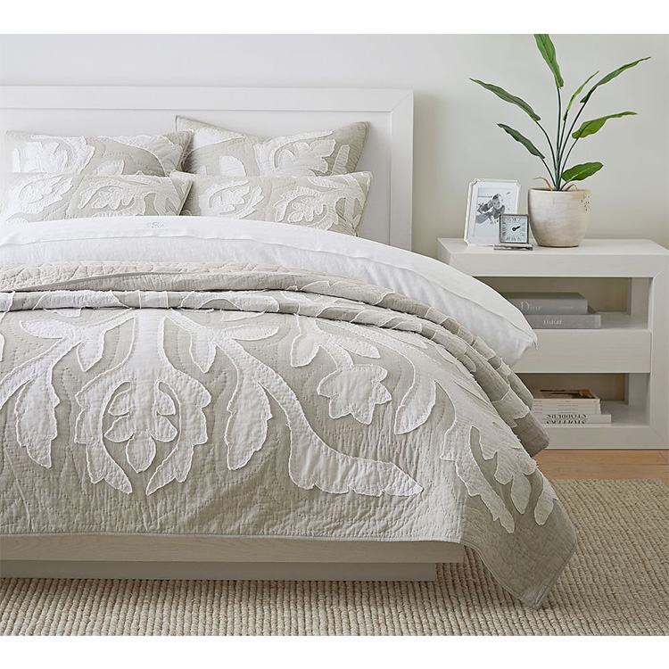 Pottery Barn Full/ Queen Aloha Patchwork Cotton Quilt 233 * 233cm