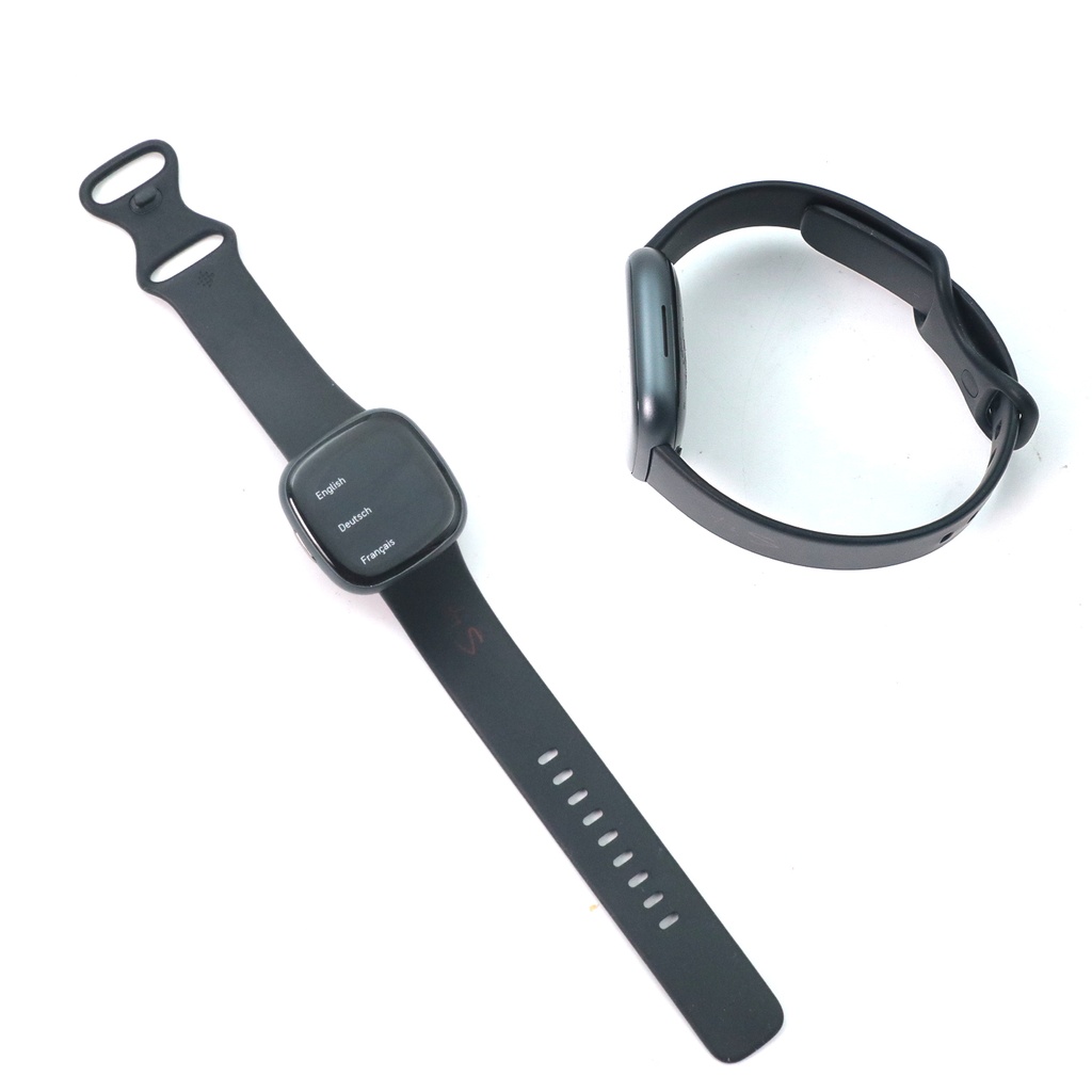 Fitbit Versa 4 Fitness Smartwatch with Daily Readiness, GPS, 24/7 Heart Rate