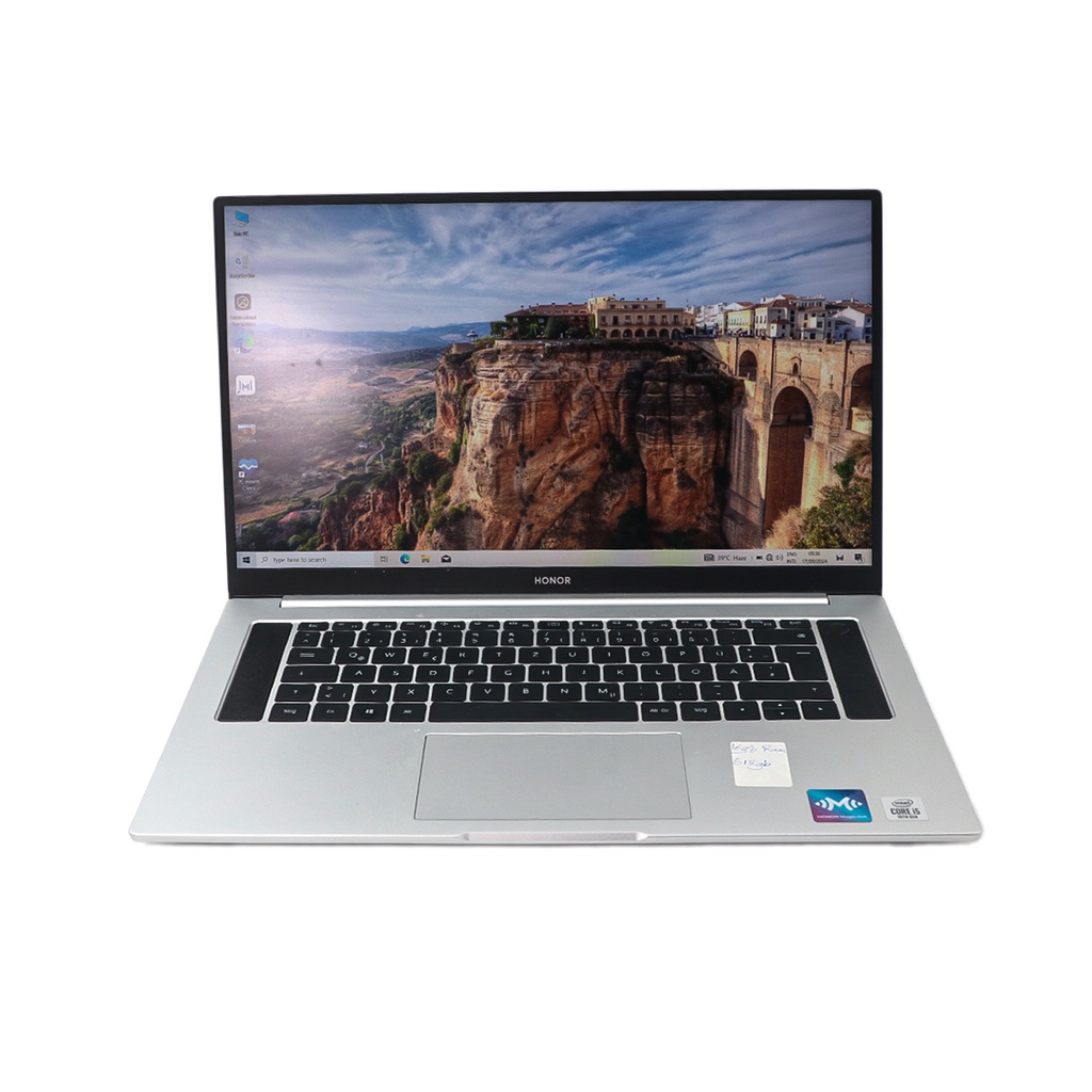 Honor Magicbook Pro Model: HBB-WAH9PHNL, Ram: 16 GB, Rom: 512 GB