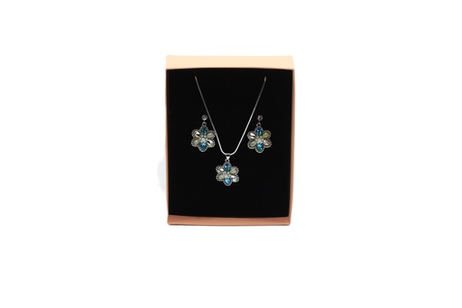 Blue White Pendant set
