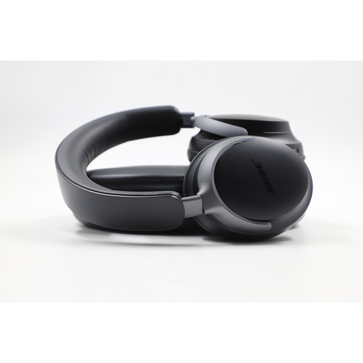Bose QuietComfort Ultra Headphones + Cover