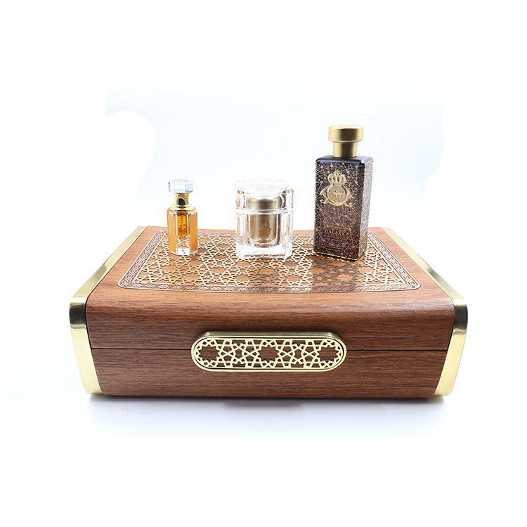 Aljazeera Perfumes Set, Oud Bil Amber + Aljazeera Small Perfume + Eau