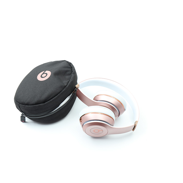 Beats Solo Wireless On-Ear Headphones Cover Oksouq