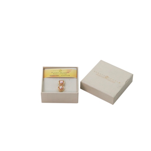 Classic 10 - 11 mm Pearl Earring Peach