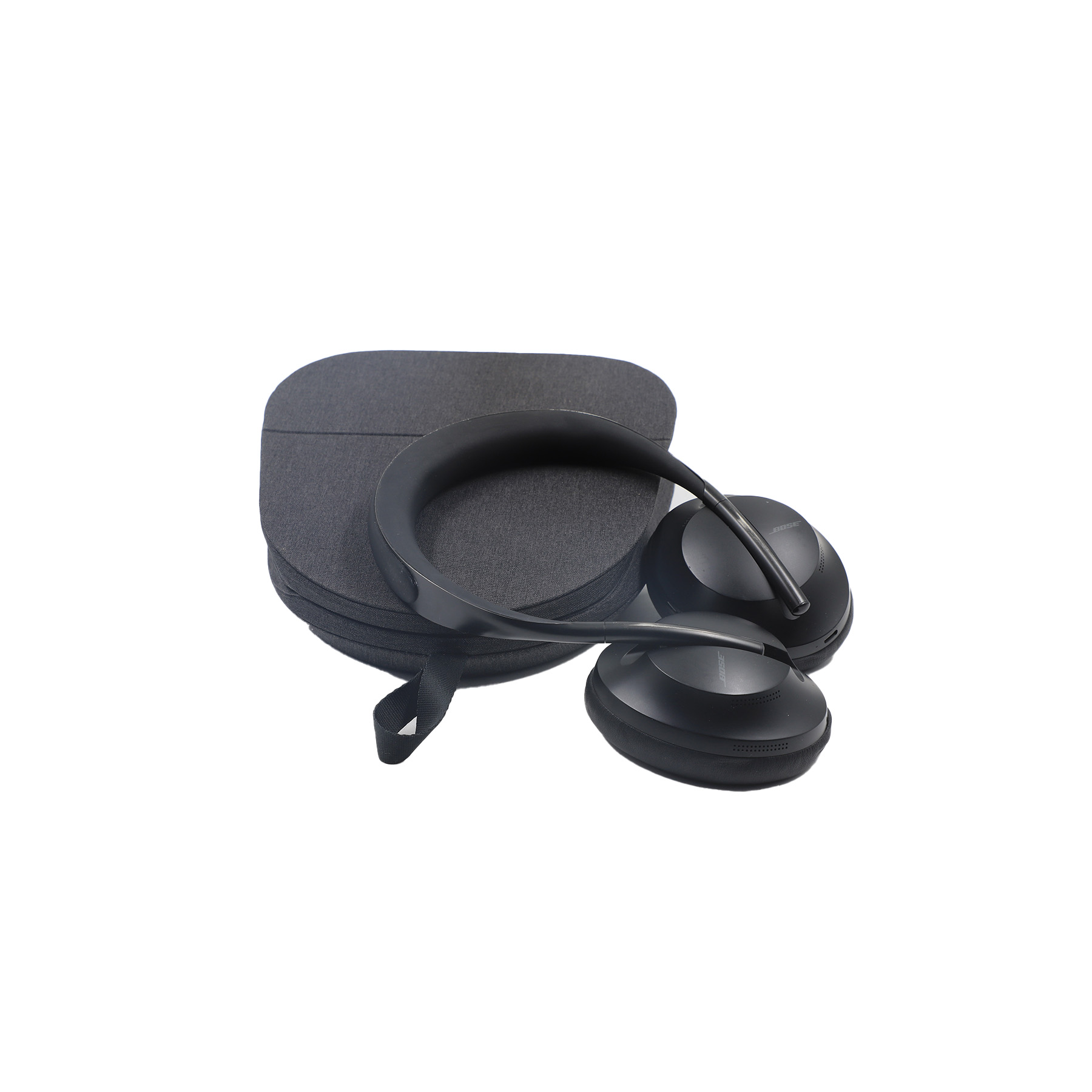 Auction For Bose Noise Cancelling Headphones 700 – Black