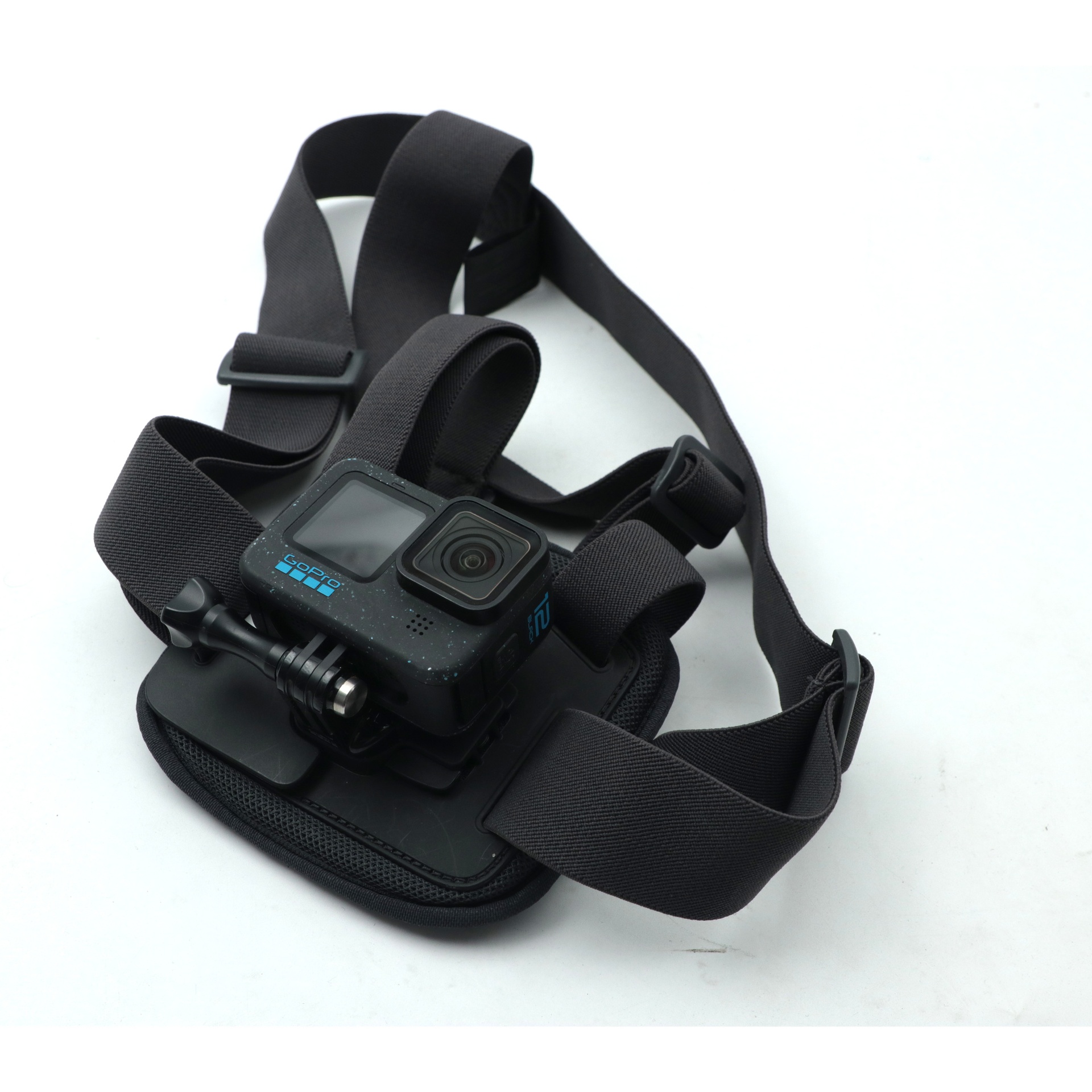 Auction For Go Pro 12 Black + Strap