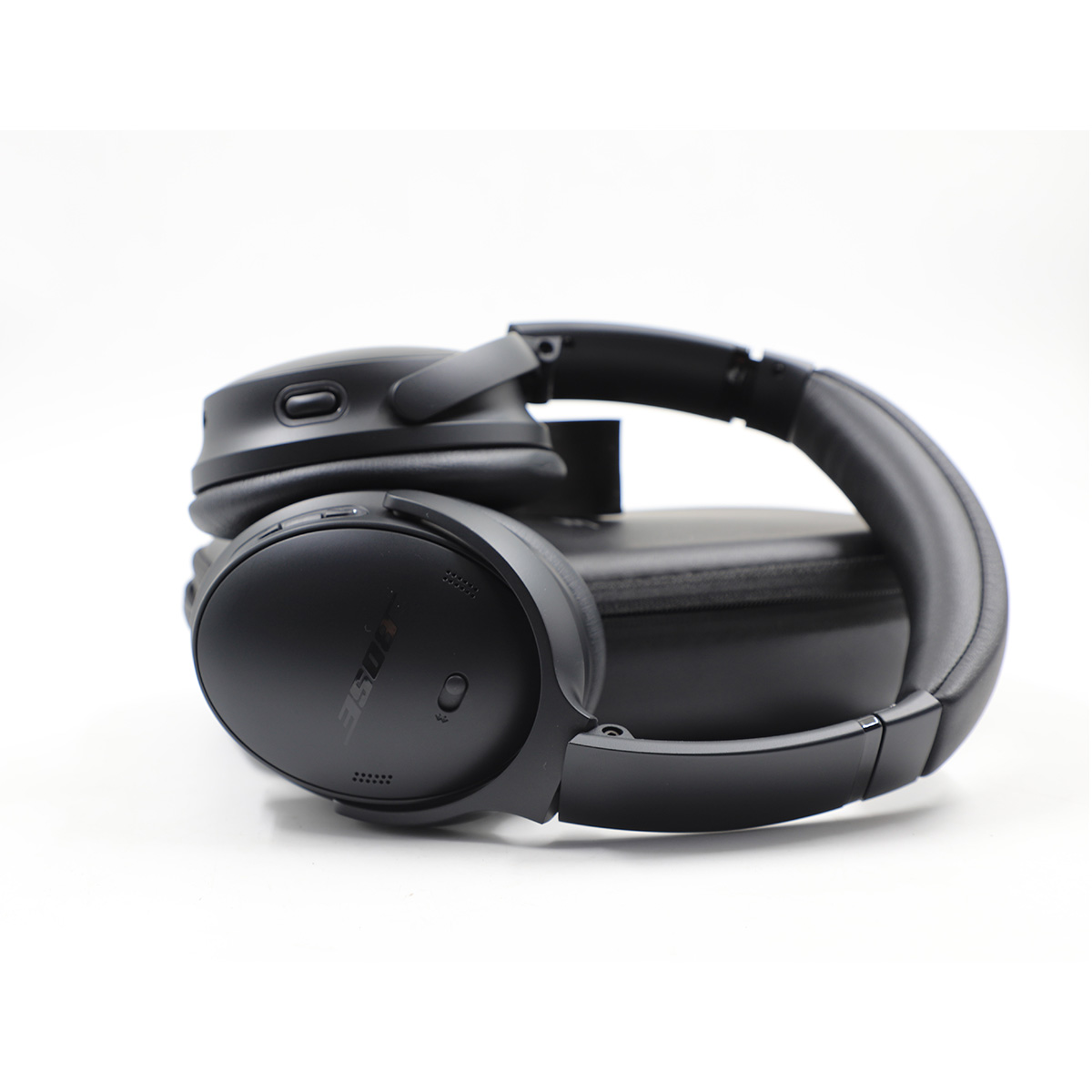 Auction For Bose QuietComfort Headphones - Black