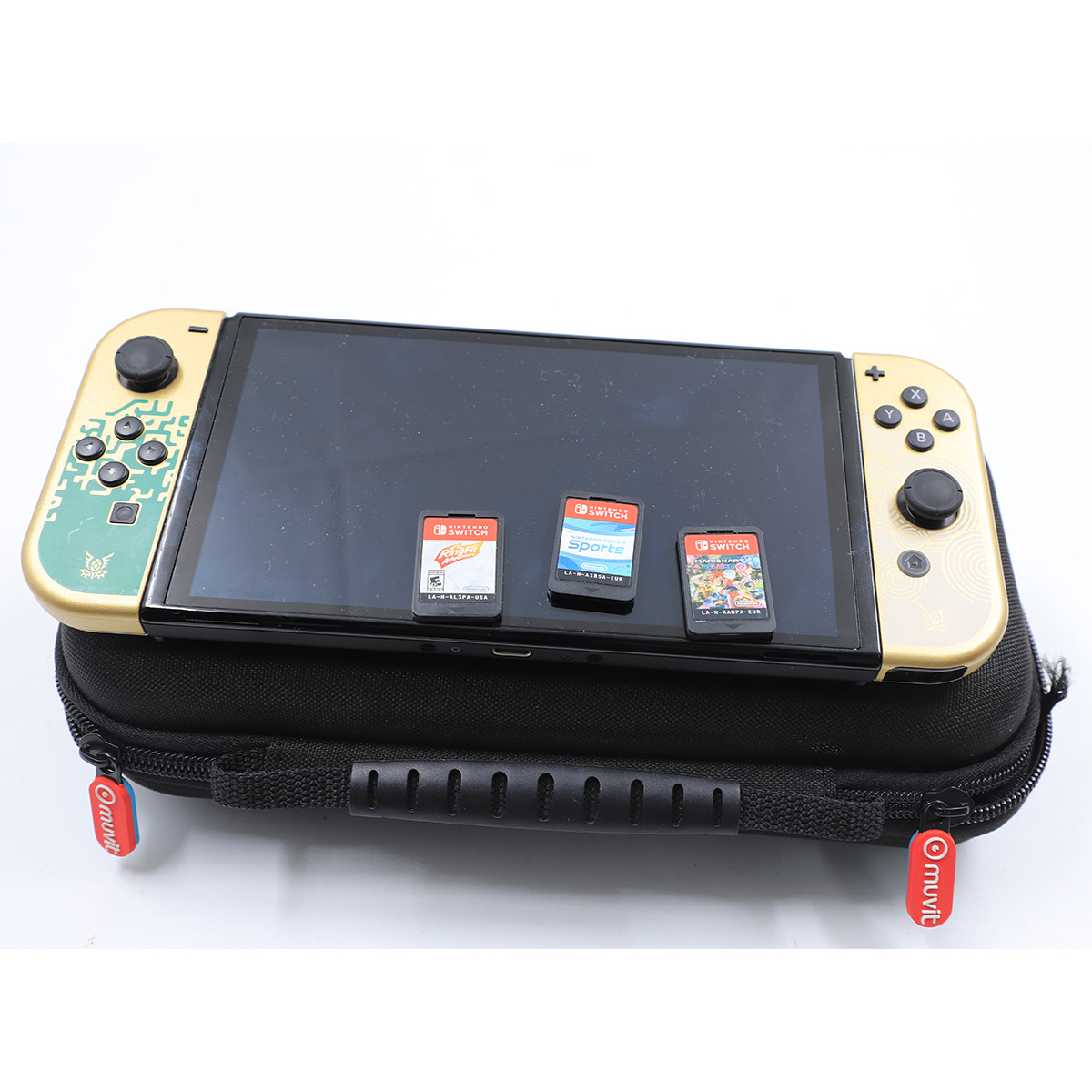 Auction For Nintendo Switch Oled+ 3 Games And Cover, Zelda Edition