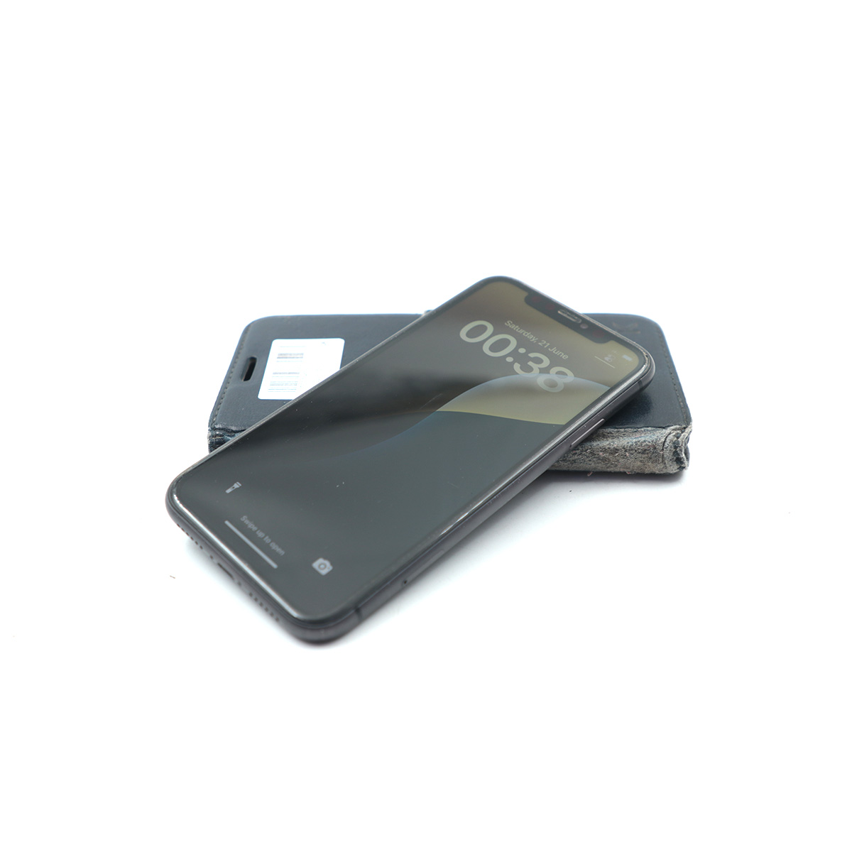 Auction For iPhone 11 64 Gb + Cover Case