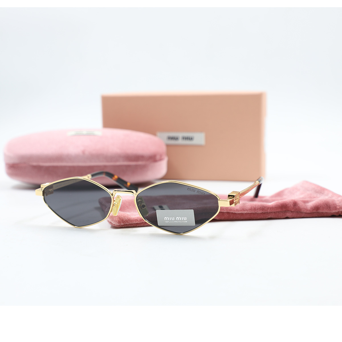 Auction For Miu Miu SMU 56Z, Lens Width:56, Bridge Width:17