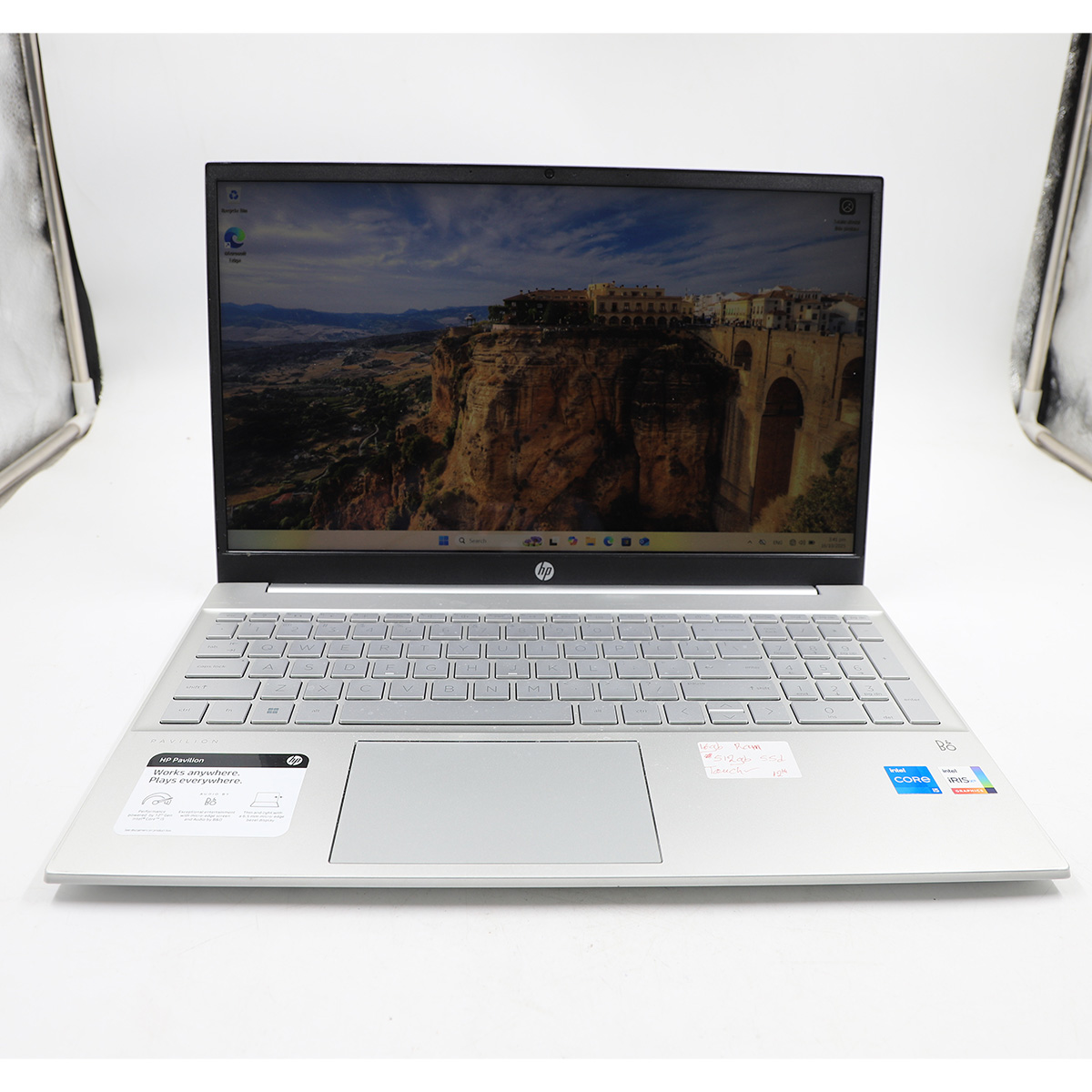 Auction For HP pavillon model:15-eg2153 16 gb ram i5 12 gen , 512 ssd
