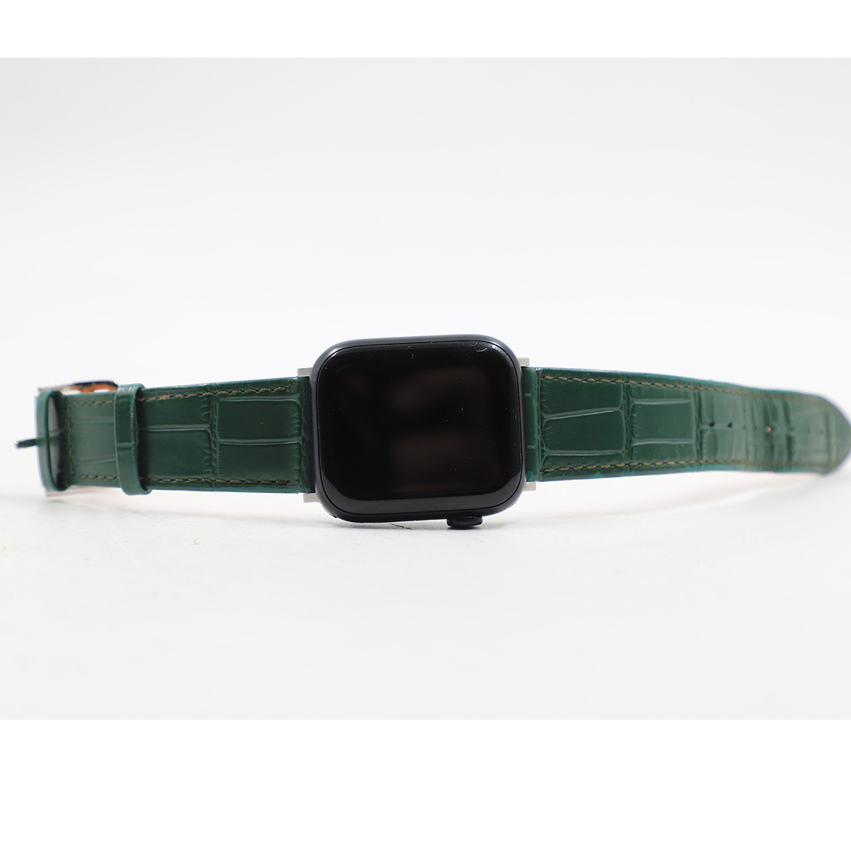 Auction For Apple Smart Watch 7 GPS- WR50M, 45 MM Aluminum