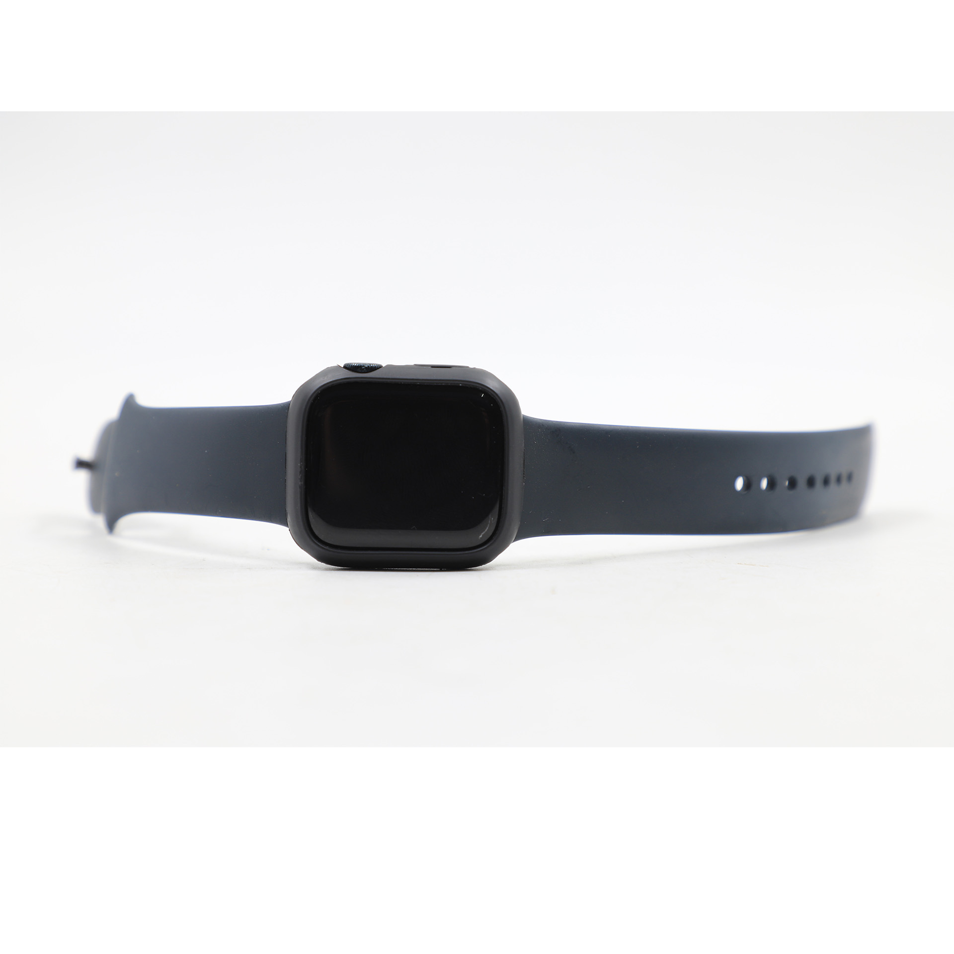 Auction For Apple Watch S8, 41mm + Cover