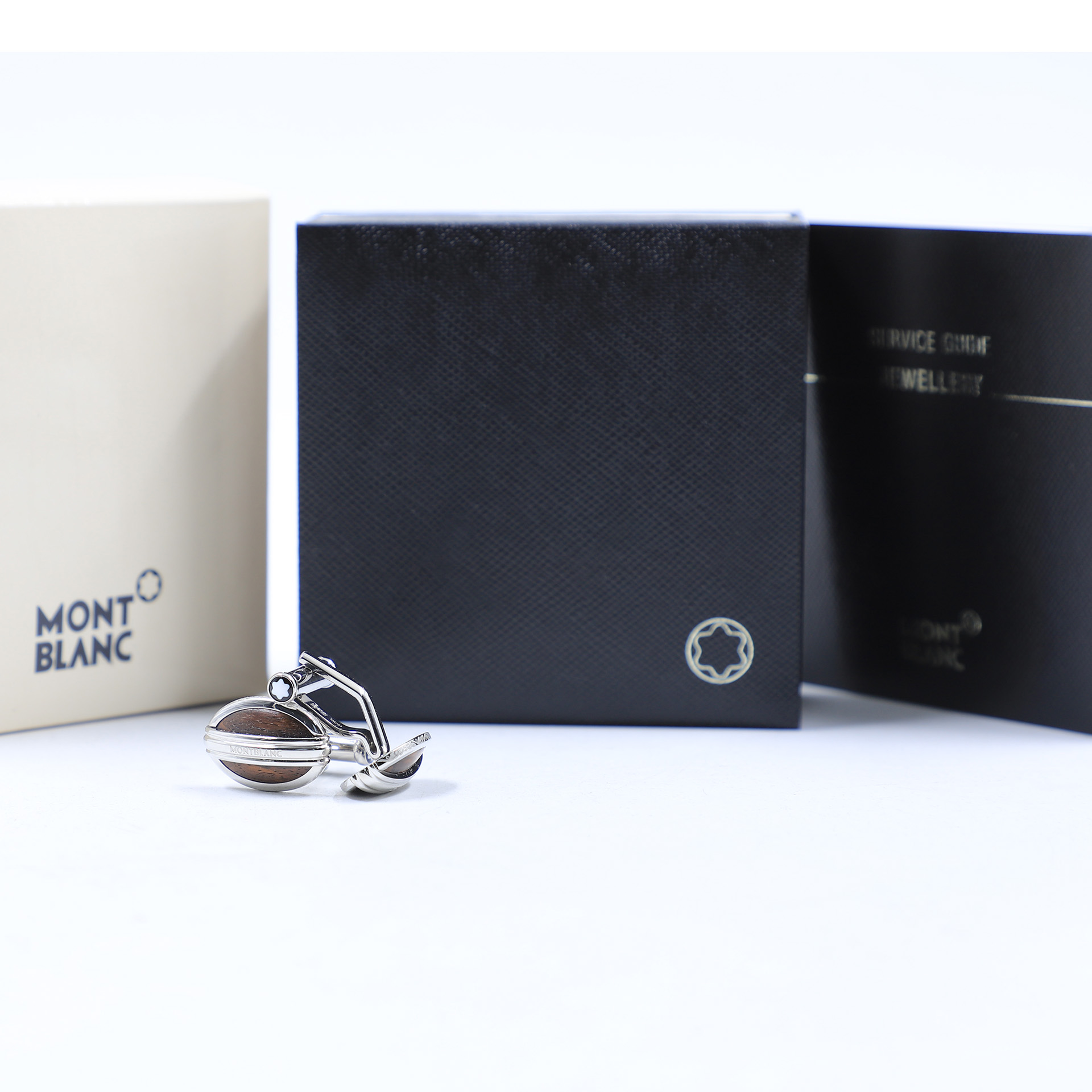 Auction For MontBlanc Cufflinks Article :04900701 GiftBox BX26