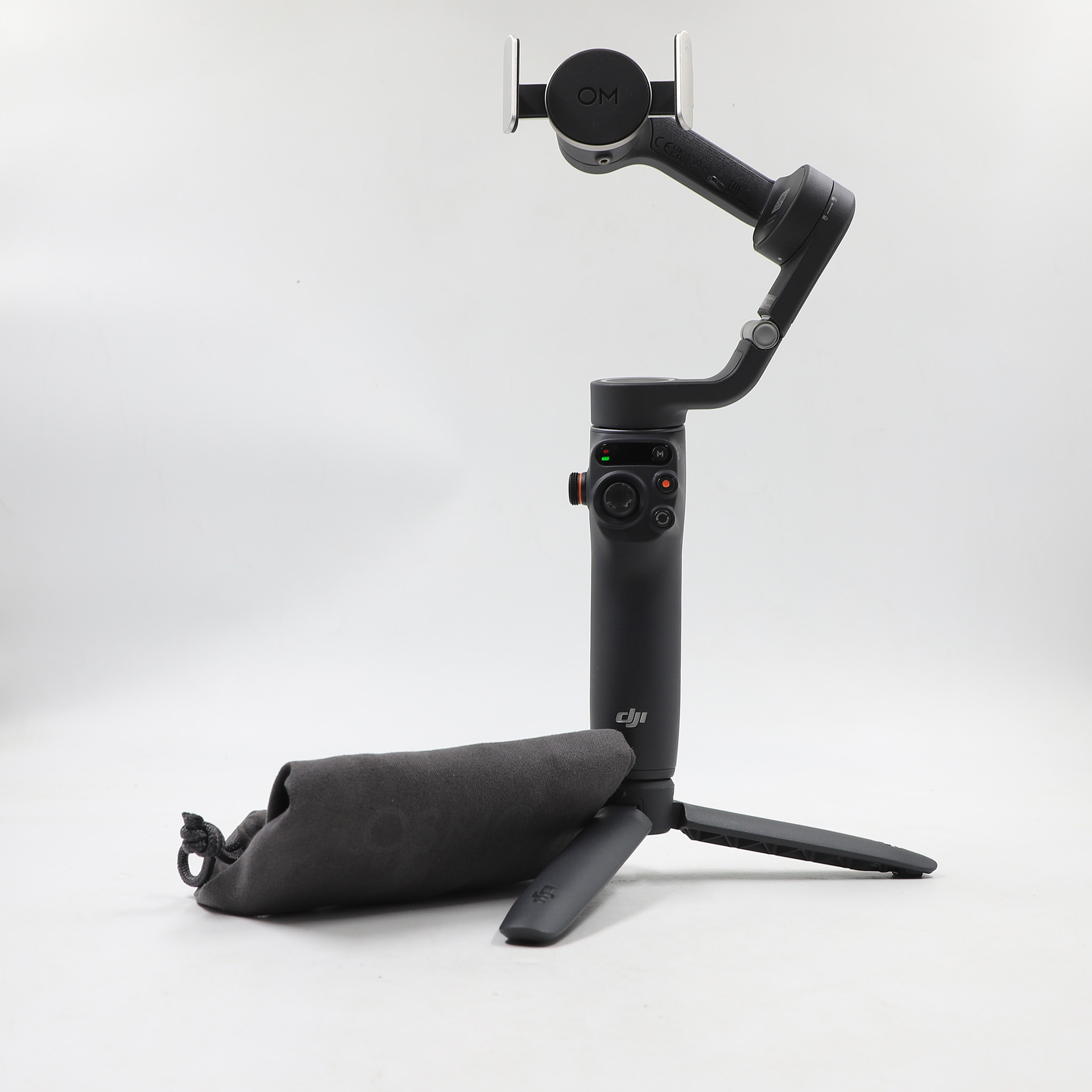 Auction For DJI Gimbal Osmo Mobile 6, Model:QE200 with pouch & tripod