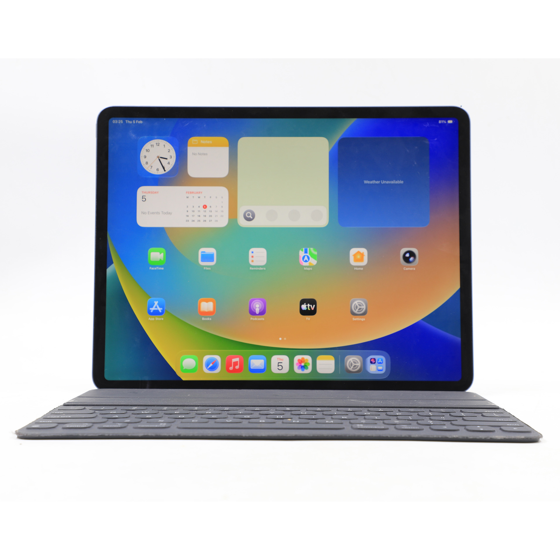 Auction For iPad Pro 3rd Gen 256 gb 12.9 Inch + Keyboard,